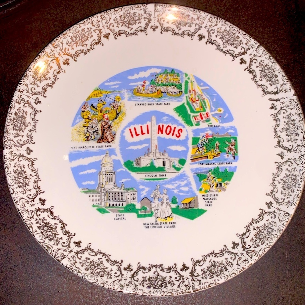 Vintage Illinois Ceramic Plate Tourist Souvenir Collectible Retro Home Decor